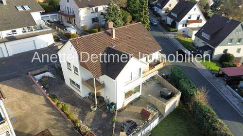 2 Außenansicht mit. Blck in den Garten - 8 Zimmer Mehrfamilienhaus, Wohnhaus zum Kaufen in Alfeld (Leine)