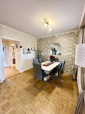 5 EG Wohnzimmer: Esszimmer - 