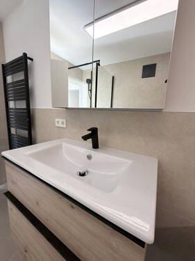 Bad - 2 Zimmer Etagenwohnung in Pirna