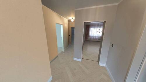 Diele - Etagenwohnung mit 77,00 m&sup2; in Aachen zum Kaufen