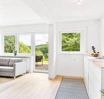 Helle Wohnung mit großer Terrasse und Blick ins Grüne - Stuttgart Birkach