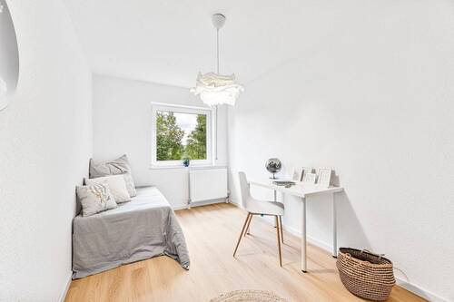 Arbeits-,Gäste-, Kinderzimmer - 