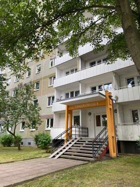 Außenansicht 1 - Etagenwohnung mit 39,90 m² in Erfurt zur Miete