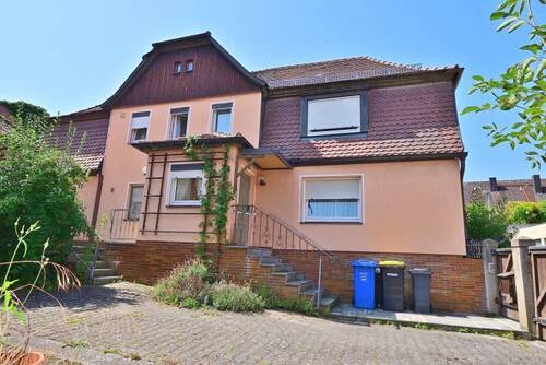 Ansicht - Haus, Werkstatt, Halle und Garten warten auf einen neuen Eigentümer