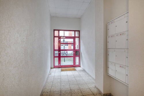 Hauseingang - Gewerbeobjekt (Büro, Produktion, Verkauf) in Aachen zum Kaufen