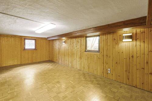 Mehrzweckraum - 