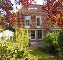 Hochklassisches Reihenendhaus mit großzügigem Raumangebot und Süd- Westgarten - Lüneburg / Ochtmissen