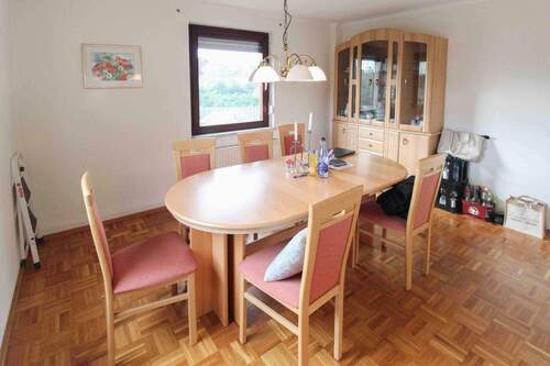 Esszimmer - 6 Zimmer Einfamilienhaus in Güglingen