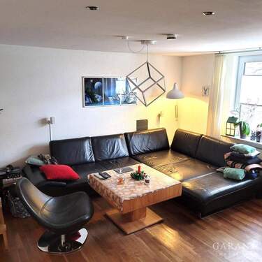 Wohnzimmer OG - 1 Zimmer Mehrfamilienhaus, Wohnhaus in Asperg