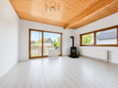 OG. Kaminzimmer - Doppelhaushälfte mit 106,00 m&sup2; in Rodenbach bei Puderbach zur Miete