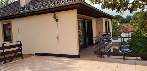 terrasse Haus.jpg - 5 Zimmer Mehrfamilienhaus, Wohnhaus in Hütterscheid