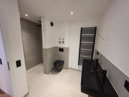 Bad 2 - Etagenwohnung mit 90,00 m&sup2; in Mühldorf zum Kaufen