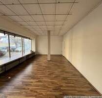 Büro oder Ladenfläche Nähe Rathausplatz in Mitten von Dorfen!