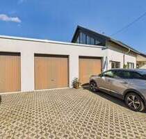 GRENZE LUXEMBURG: 4 GARAGEN GEPFLEGTES WOHNHAUS MIT 2 WOHNUNGEN SOFORT VERFÜGBAR! - Mettlach / Orscholz