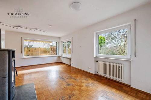 EG: Wohn-/Esszimmer - 