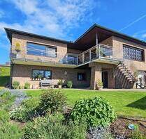 Gepflegter Winkelbungalow mit möglicher ELW in ruhiger Höhenlage. Ca. 10 Min. LinzRhein. - Neustadt Rott