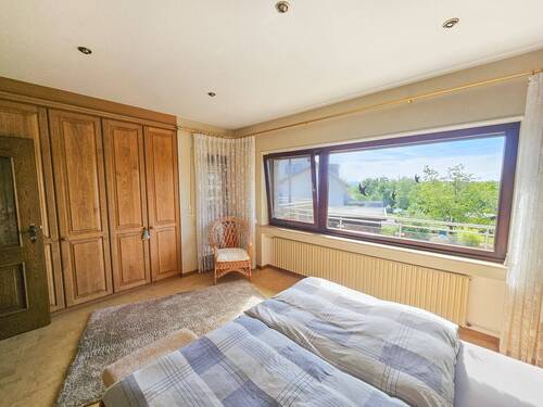 Schlafen im EG mit Zugang zum Balkon - 