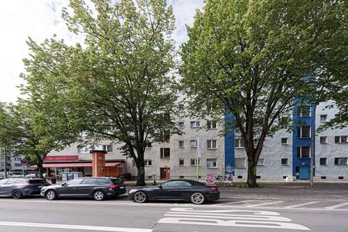 Fassade_6887-min - Für Ihre Altersvorsorge: Solide vermietete 2-Zimmer-Wohnung nahe Ernst-Reuter-Platz