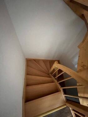 EG Treppe KG.JPG - 