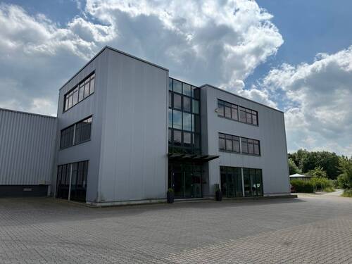 Außenansicht - Halle zum Kaufen in Kalletal