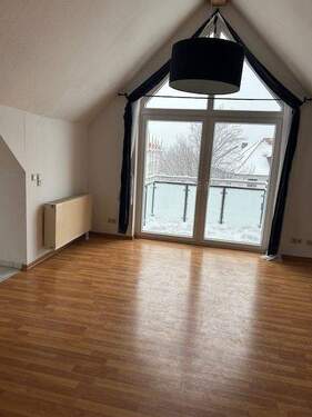 IMG_0982 (002).jpg - 2 Zimmer Etagenwohnung in Ilmenau