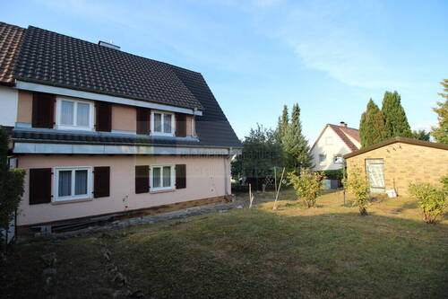 Gartenansicht - 7 Zimmer Mehrfamilienhaus, Wohnhaus in Donaueschingen