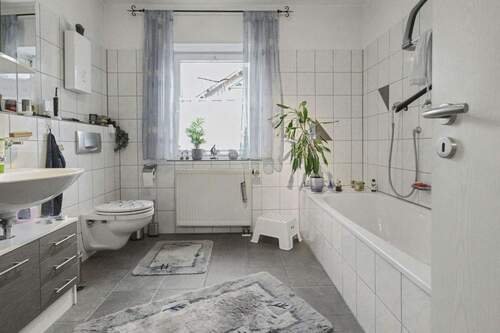 02 Bad - 3 Zimmer Einfamilienhaus zum Kaufen in Hövelhof