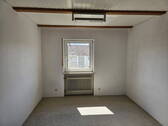 Schlafzimmer / Büro OG rechts - 