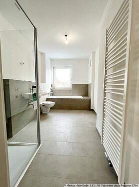 Bad - 3 Zimmer Etagenwohnung in Isen