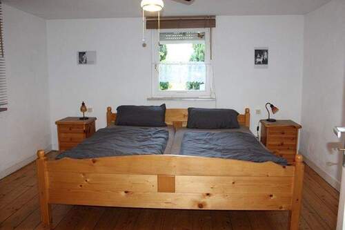 Schlafzimmer DG.JPG - 