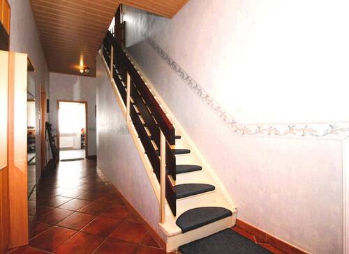 Treppenhaus zum Obergeschoss - 