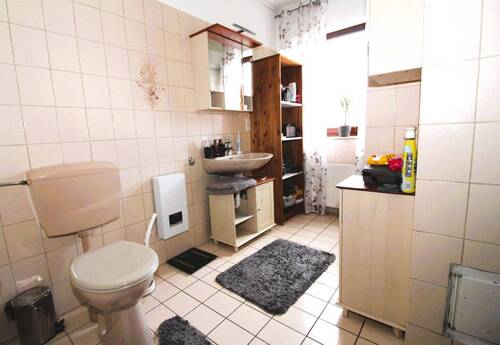 Badezimmer in der Einliegerwohnung - 