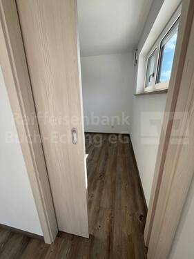 OG 2 Ankleide-Schiebetür.jpeg - 