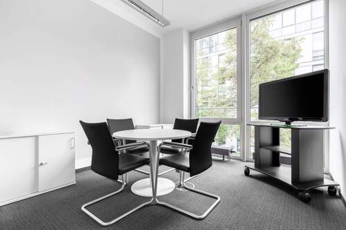 Property Image 1 - Großraumbüros für 10 Personen in Regus Parkstadt Schwabing