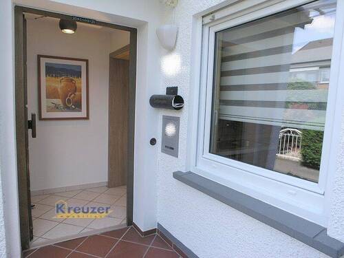 Hauseingangsbereich - 4 Zimmer Reihenmittelhaus in Weingarten