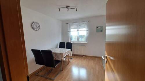 Sitzgruppe (VB) - 3 Zimmer Etagenwohnung in Löbau