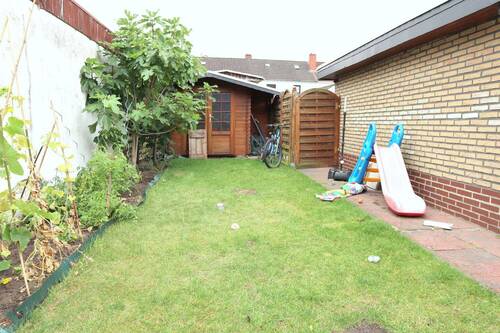Eigener Garten - 4 Zimmer Reihenmittelhaus zum Kaufen in Delmenhorst