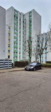 Außenansicht - 3 Zimmer Etagenwohnung zum Kaufen in Ludwigsburg