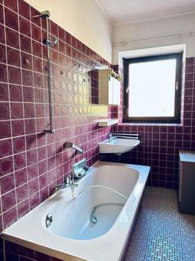 Tageslichtbad im OG - 