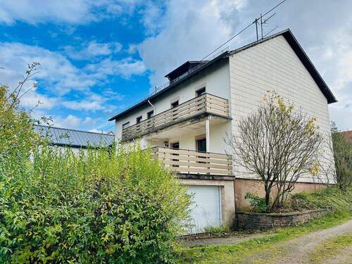 Großes Ein - Zweifamilienhaus mit Garage - Greimerath !!! Sanierungsobjekt mit großem Grundstück !!!