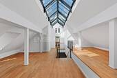 Dachgeschoss mit verglastem Dach - 