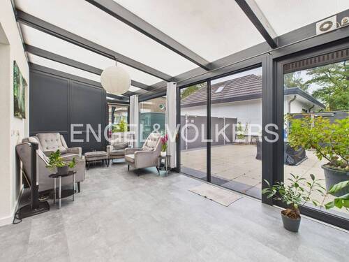 Wintergarten - 8 Zimmer Einfamilienhaus in Krefeld