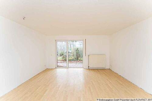 Wohnzimmer - 3 Zimmer Etagenwohnung zum Kaufen in Berlin