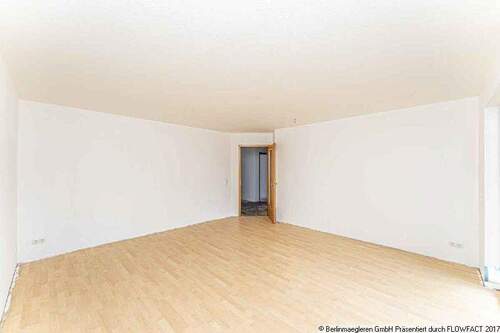 Wohnzimmer - 3 Zimmer Etagenwohnung in Berlin