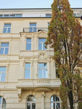 Fassade T.HeussRing Belétage - 3 Zimmer Gewerbeobjekt (Büro, Produktion, Verkauf) zum Kaufen in Köln