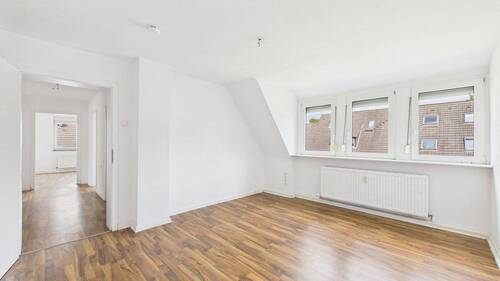 Wohnzimmer 1 - 7 Zimmer Etagenwohnung in Schwerte