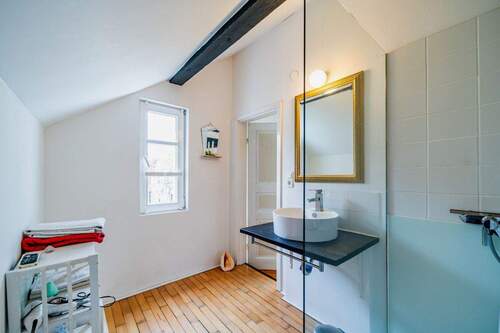 Badezimmer Wohneinheit 2 - 