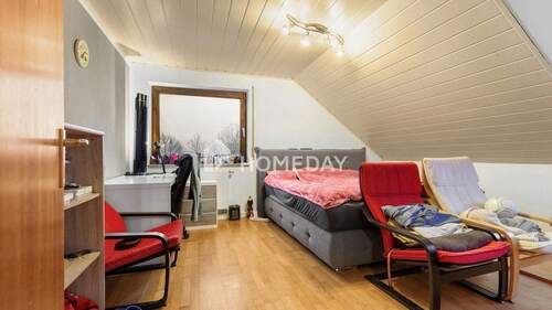 Wohnzimmer 1 - Mehrfamilienhaus, Wohnhaus mit 135,00 m&sup2; in Hagenbüchach zum Kaufen