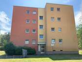 Ringstr. 128_Hauseingangsseite - 1 Zimmer Etagenwohnung zur Miete in Raunheim