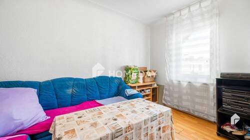 1. OG Wohnzimmer 1 - 